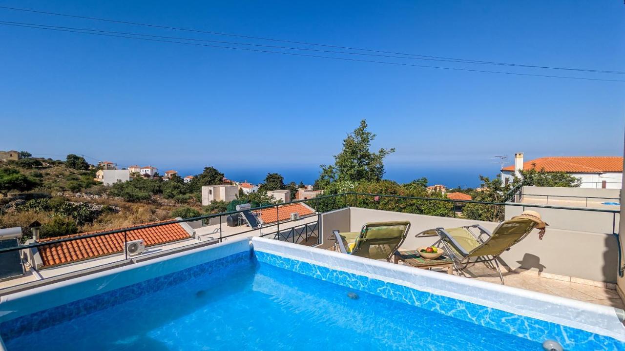 Yvone Villa *
